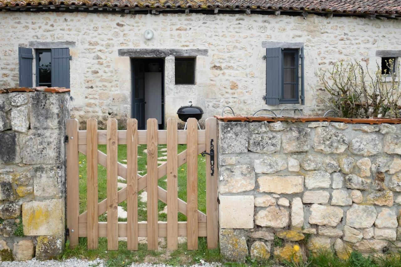 Готель Domaine De Montboulard Soyaux Екстер'єр фото